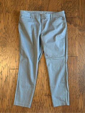 Old Navy Women's Pixie Pants in Gray